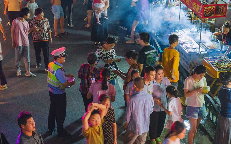 加強夜市巡邏檢查。松陽縣委宣傳部供圖